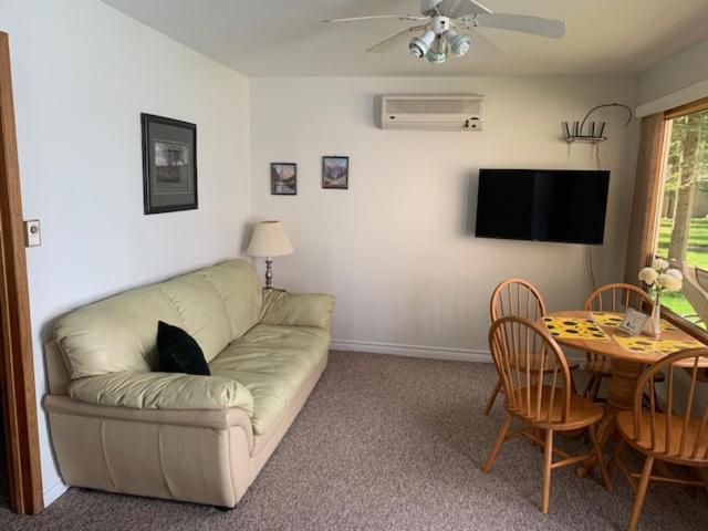 Sunny Birch Cottages Сабъл Бийч Стая снимка